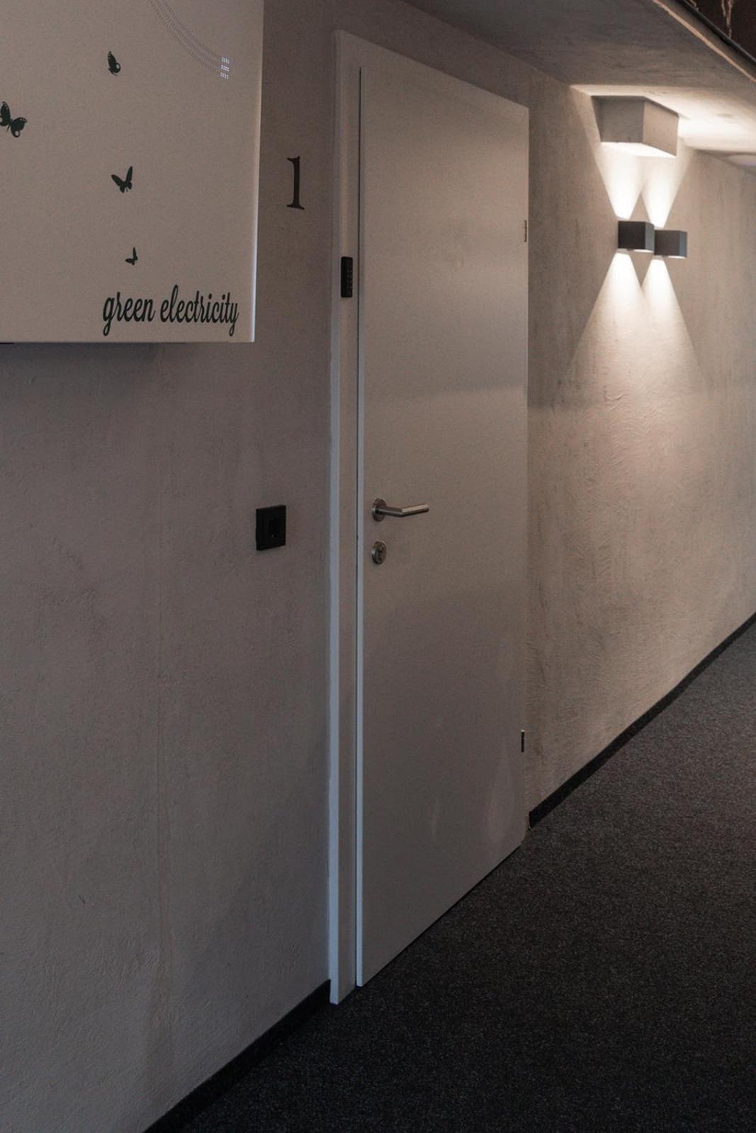 Mia Appartements Innsbruck Exteriör bild